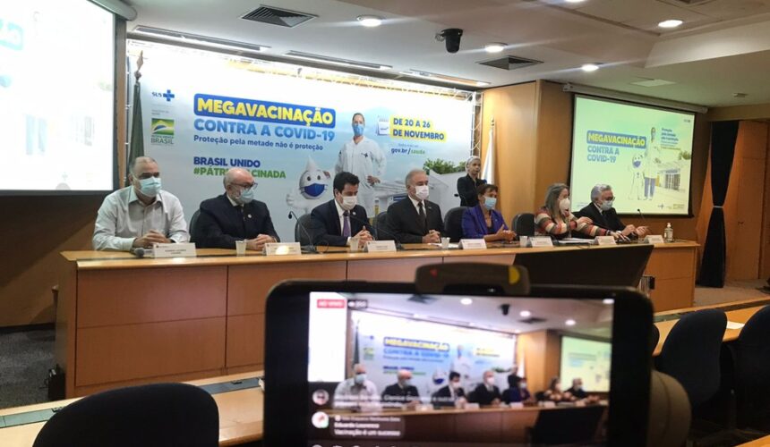 intervalo dose reforço