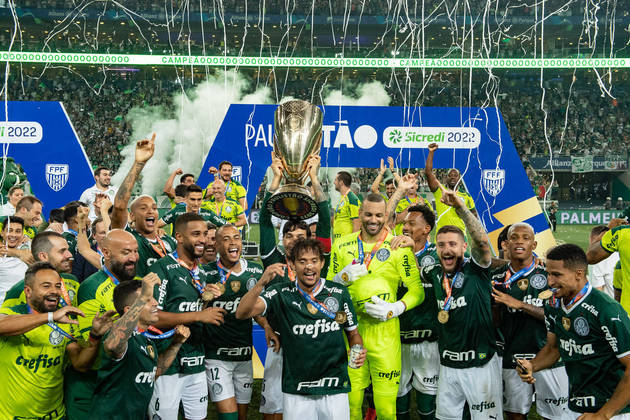 É campeão! Palmeiras bate Ferroviária e fatura taça do Paulista